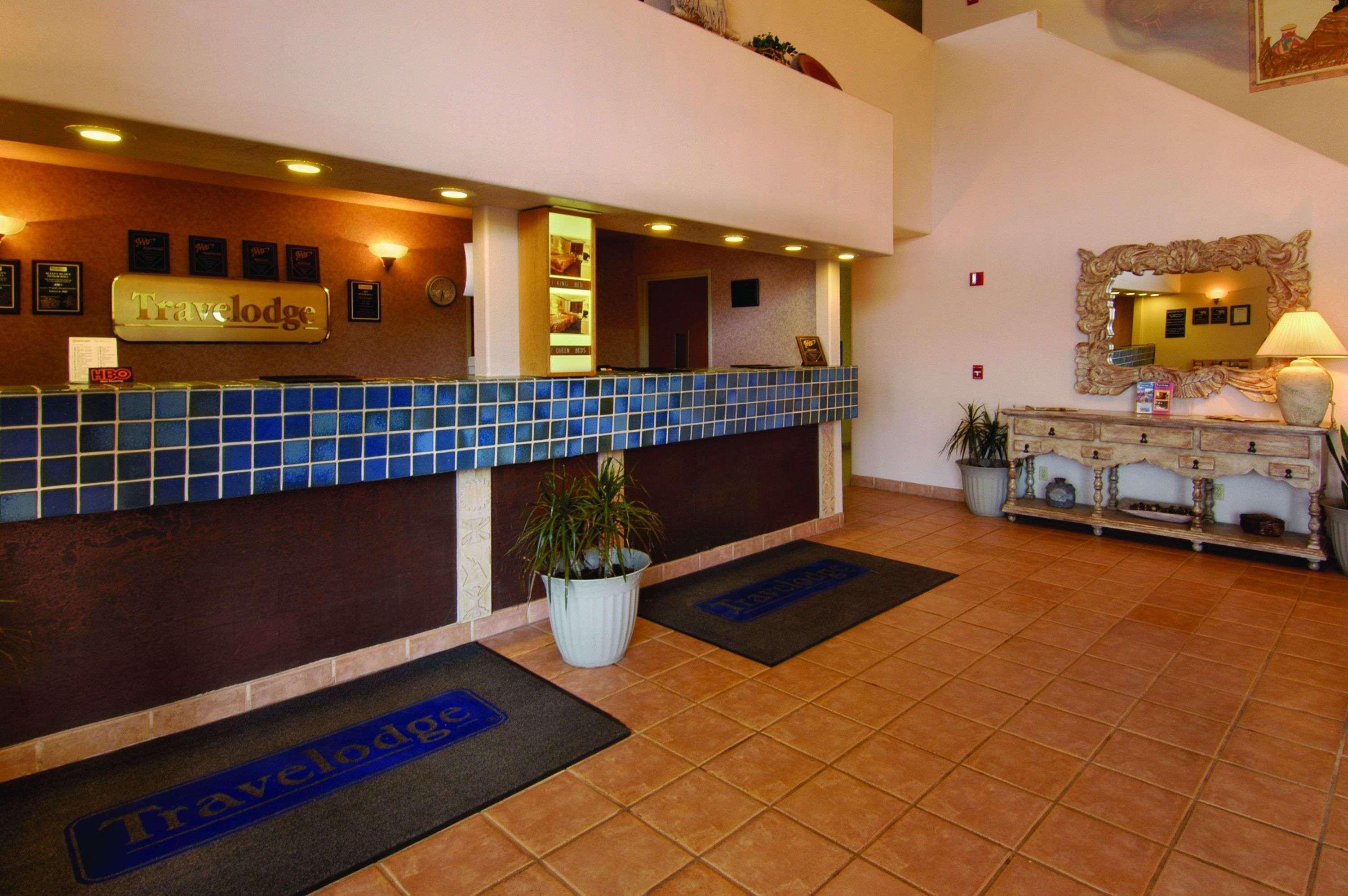 Rodeway Inn Gallup Bagian luar foto