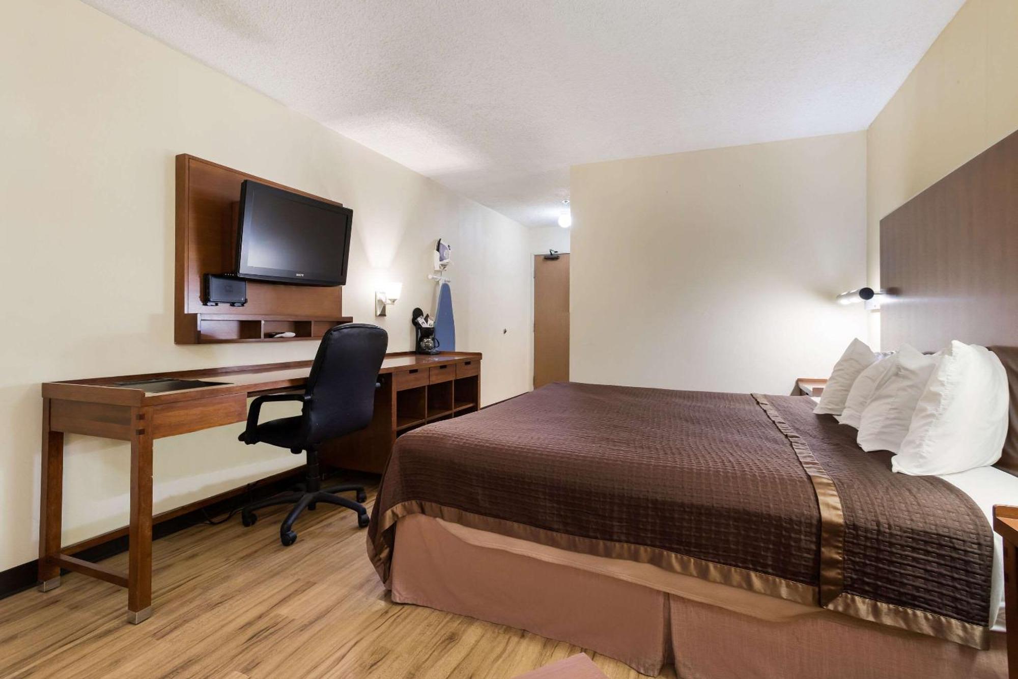 Rodeway Inn Gallup Bagian luar foto